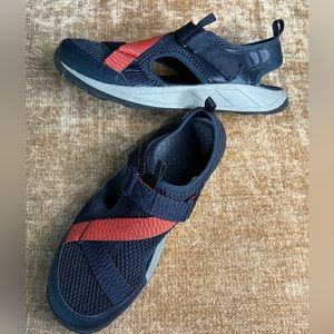 Ozark Trails Blue/Red Open Toe Sandals/Shoes Size 13